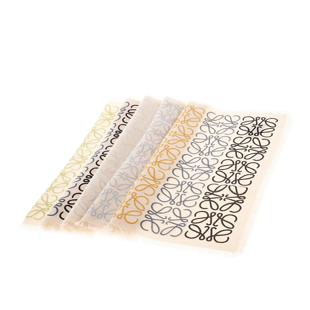 LOEWE 新款雙色LOEWE羊毛與馬海毛混紡流蘇圍巾 (海軍藍/黑色) 歷史價格詳細信息