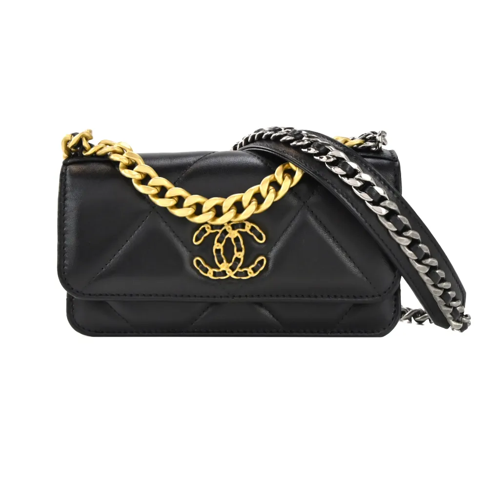 CHANEL 19系列經典金屬LOGO菱格紋小羊皮翻蓋三折短夾(黑色) 歷史價格詳細信息