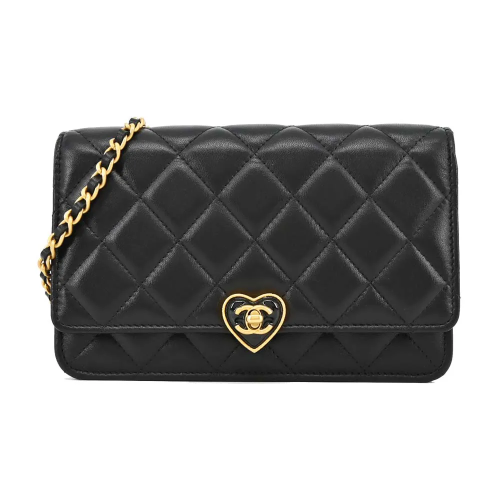 CHANEL 經典黑色琺瑯刻紋雙C LOGO造型胸針(金色) 歷史價格詳細信息