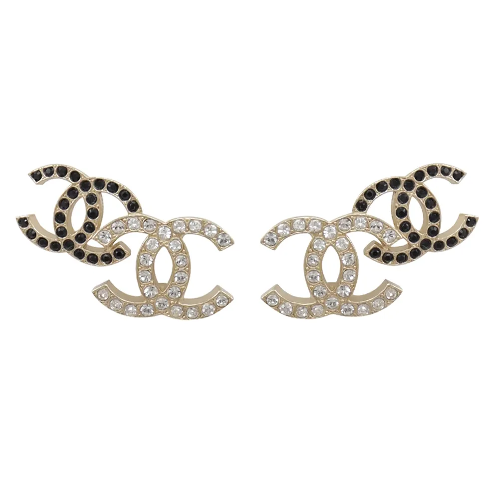 CHANEL 淡金色CC Logo 荔枝牛皮ㄇ形拉鍊附5卡零錢包(黑色) AP2061 B10583 C3906 歷史價格詳細信息