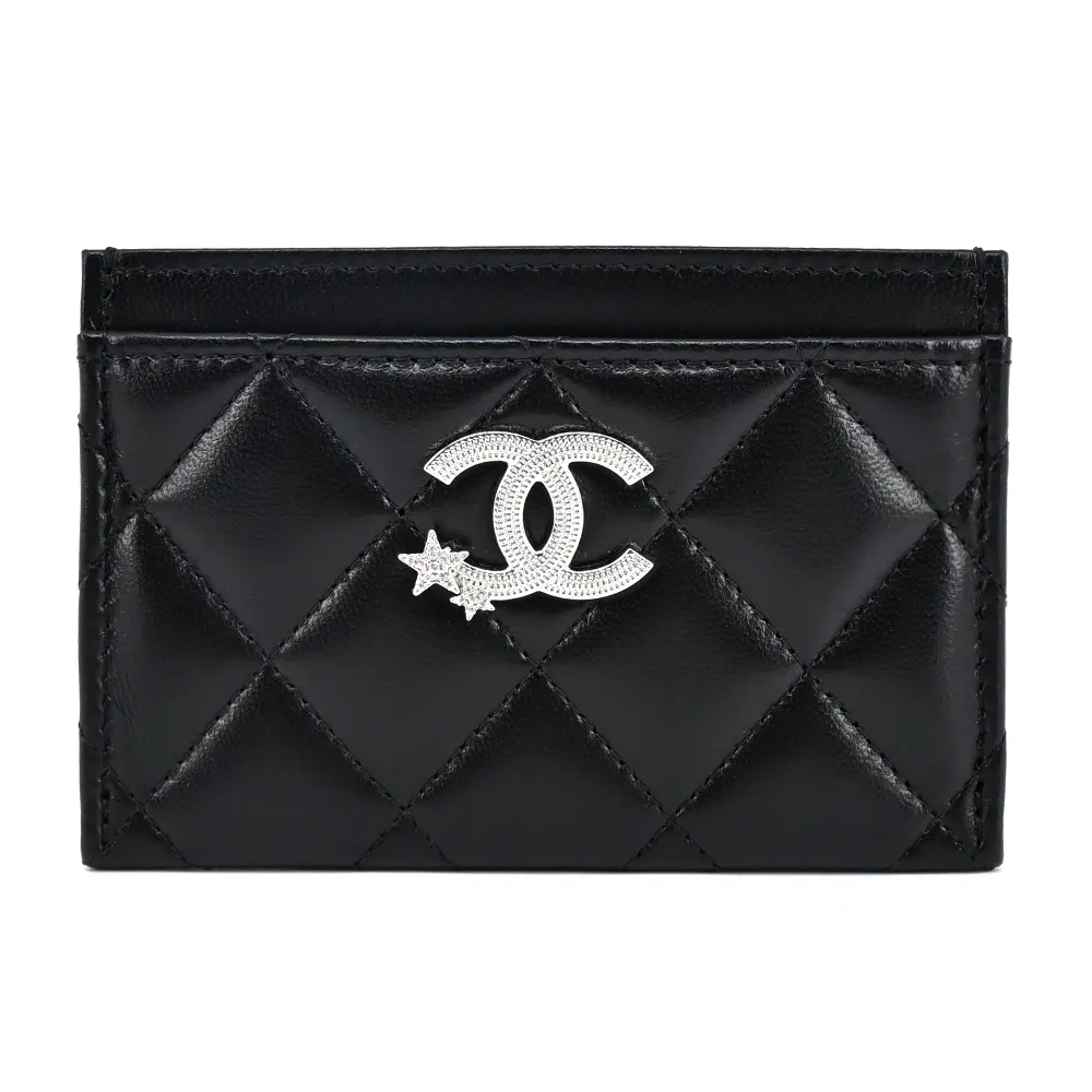 CHANEL 淡金Logo 菱格紋荔枝牛皮雙釦三折短夾(黑色) AP0230 B10583 C3906 歷史價格詳細信息