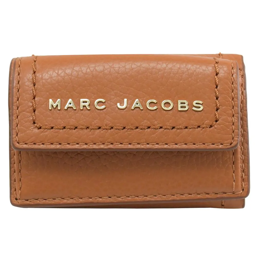 MARC JACOBS 浮雕LOGO牛皮釦式短夾-焦糖色 歷史價格詳細信息