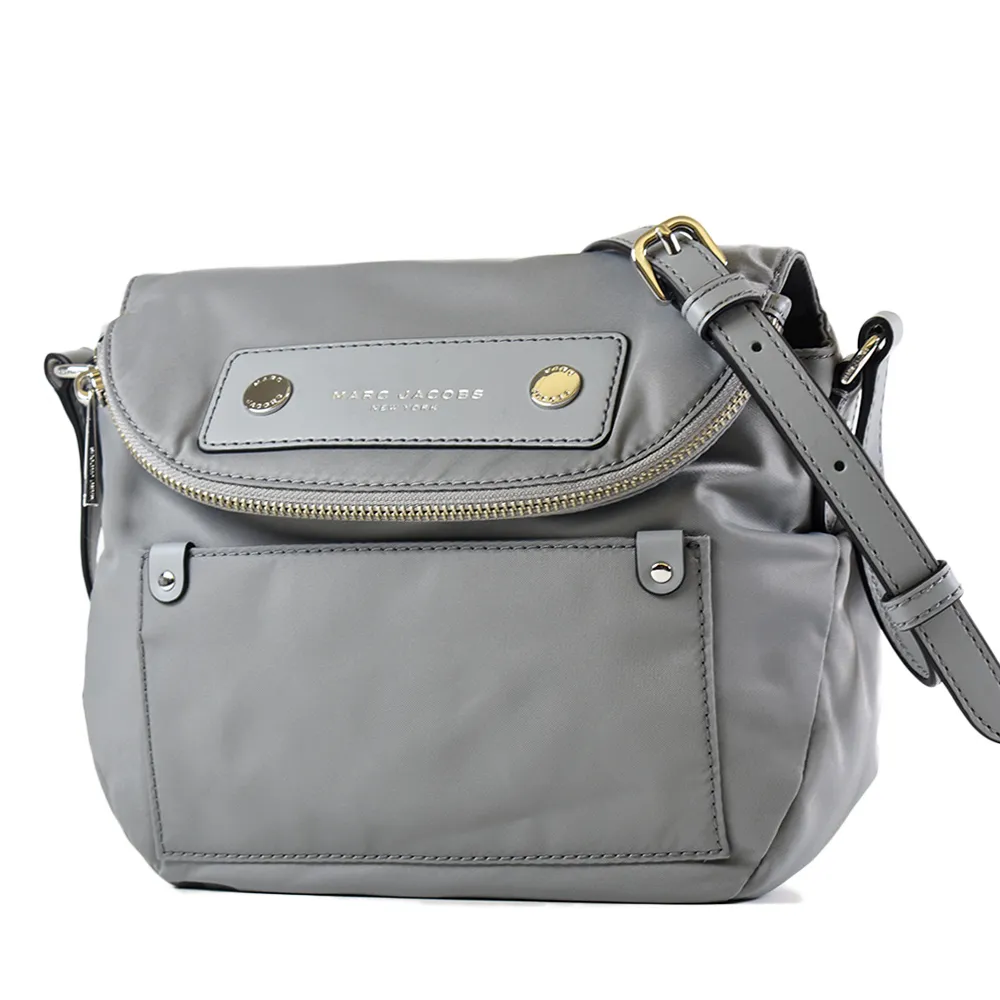 MARC JACOBS 高密度尼龍磁吸釦證件夾翻蓋馬鞍包-灰色/大 歷史價格詳細信息