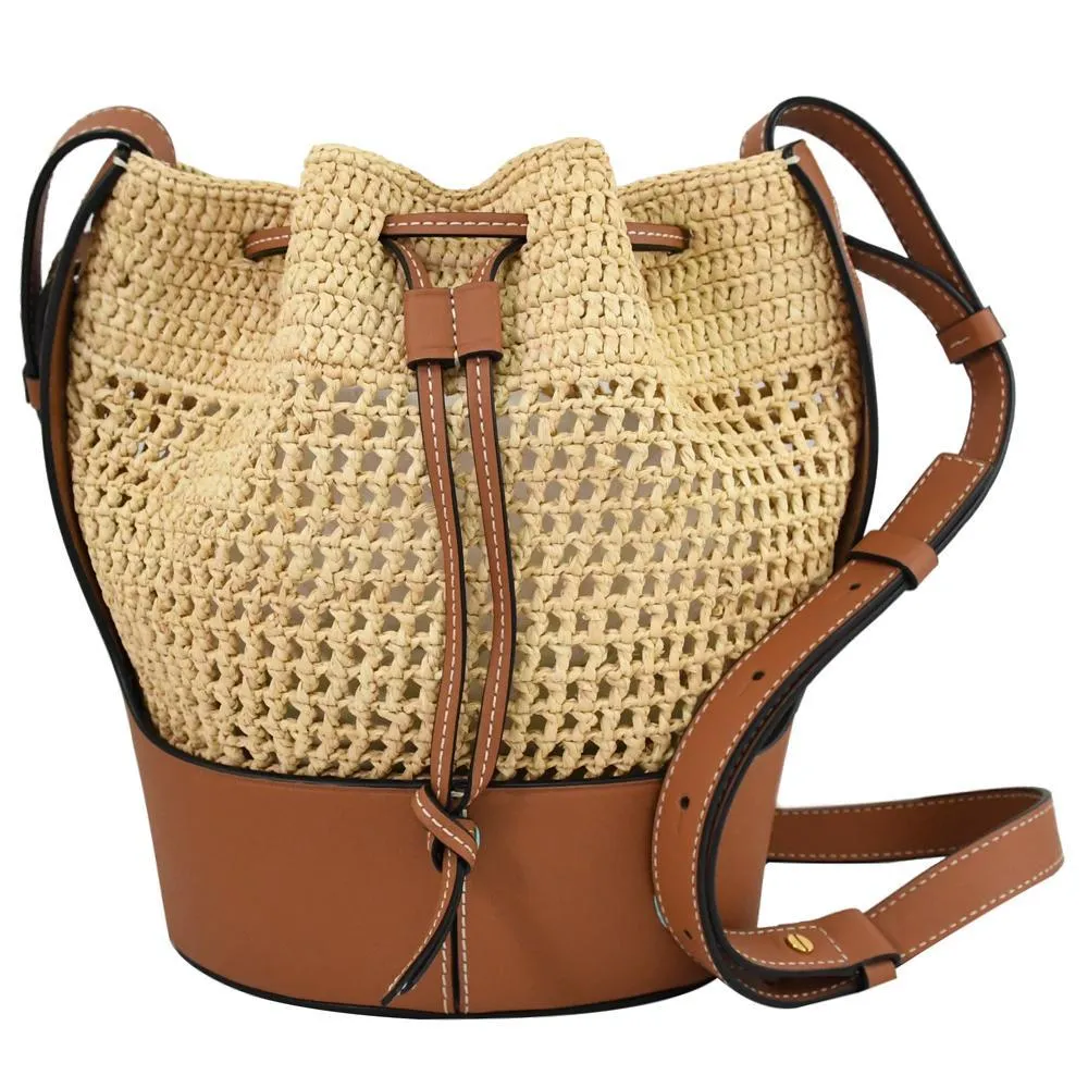 LOEWE 鏤空LOGO海螺造型牛皮鑰匙圈吊飾.黃 歷史價格詳細信息