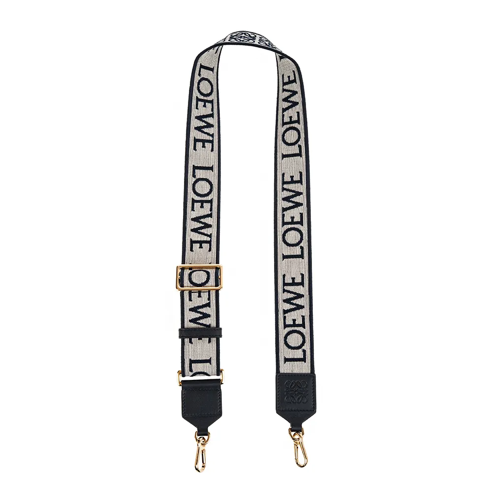 LOEWE 新款Anagram 立體壓紋柔軟粒面小牛皮方形鑰匙拉鍊卡片零錢包 (珍珠灰/淡綠色) 歷史價格詳細信息