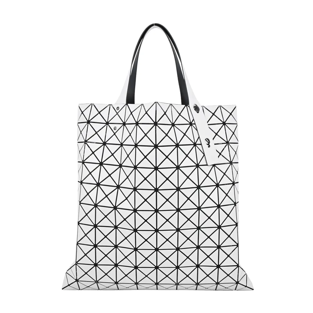 ISSEY MIYAKE 三宅一生 BAOBAO 10x10亮面肩背包-白 歷史價格詳細信息