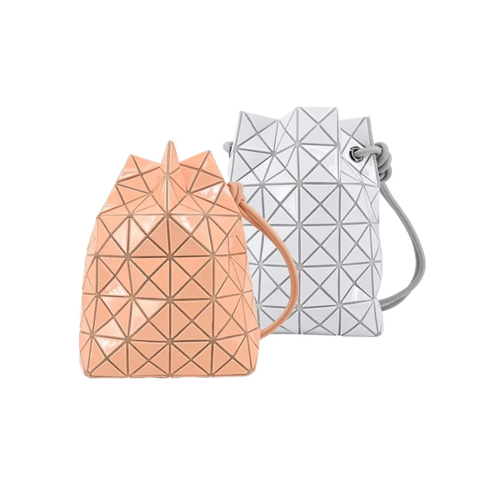 ISSEY MIYAKE 三宅一生 BAOABO CRYSTAL MATTE 單肩包-淺粉 歷史價格詳細信息