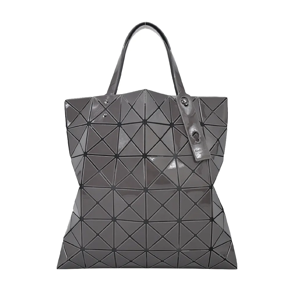 ISSEY MIYAKE 三宅一生 BAOBAO  6x6 亮面手提包-白 歷史價格詳細信息