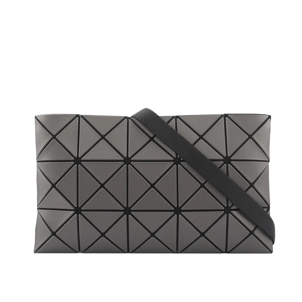 ISSEY MIYAKE BAO BAO CUBOID 迷你方形斜背包(綠色) AG661 62 歷史價格詳細信息