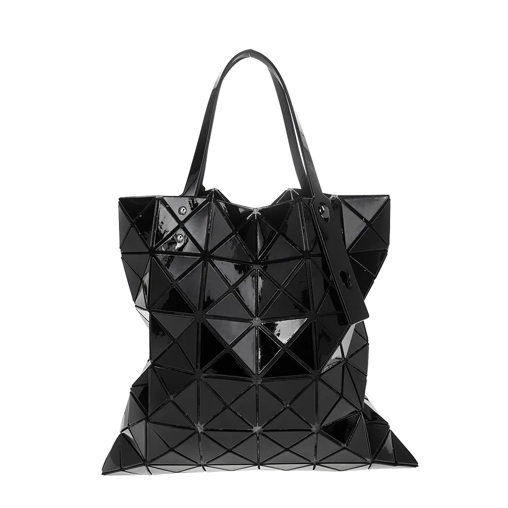 ISSEY MIYAKE 三宅一生 BAOBAO  6x6 亮面手提包-白 歷史價格詳細信息