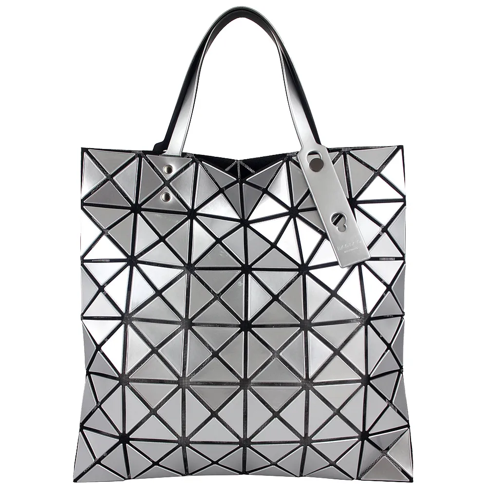 ISSEY MIYAKE 三宅一生 BAOBAO  6x6 亮面手提包-白 歷史價格詳細信息