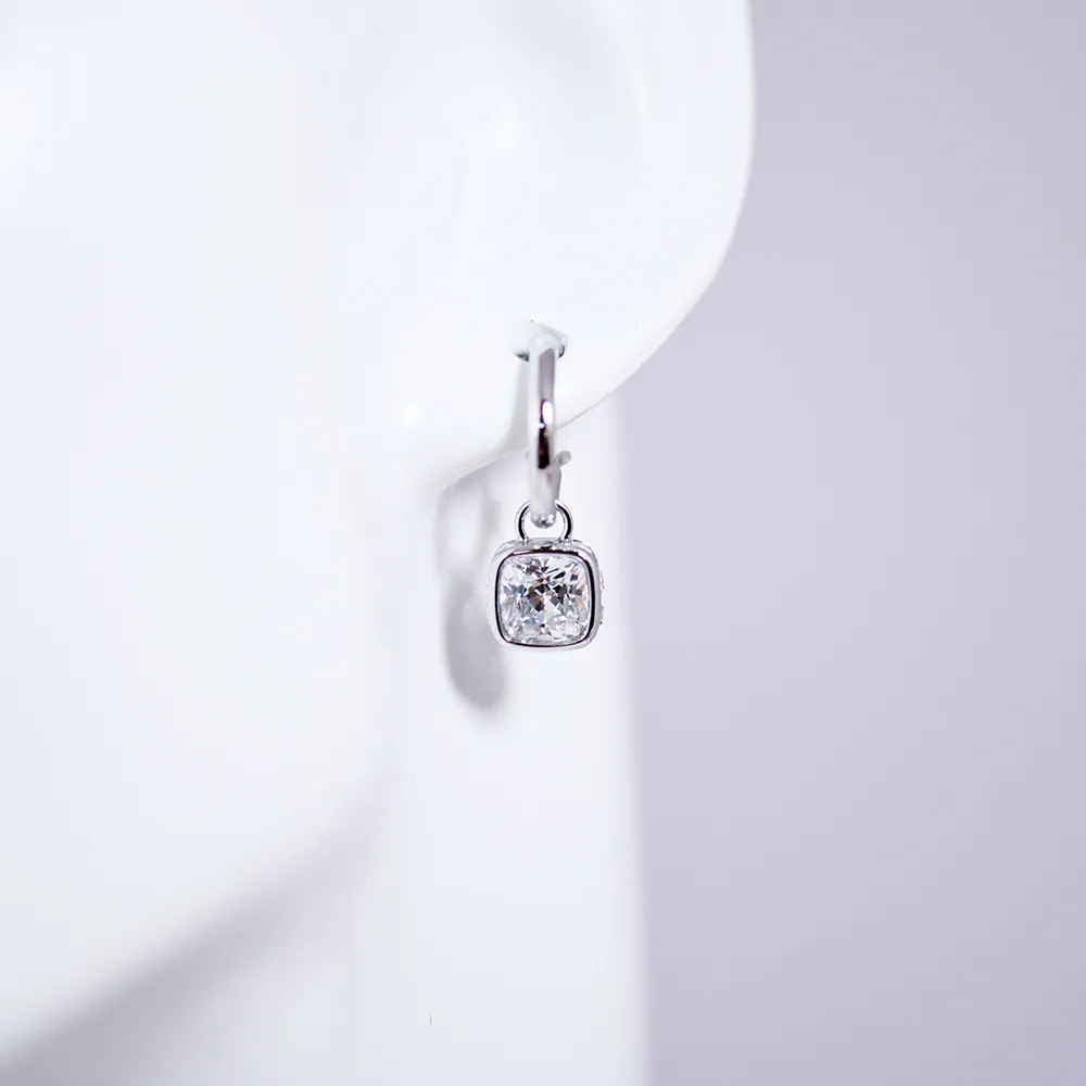 SWAROVSKI 施華洛世奇 Stella 耳釘, 星星, 藍色, 鍍白金色 歷史價格詳細信息