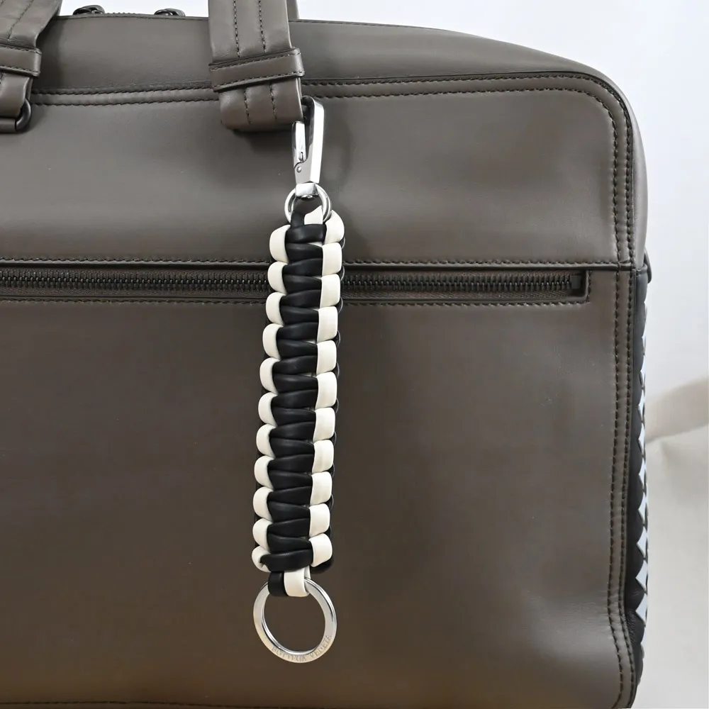 BOTTEGA VENETA 牛皮編織經典款對開長夾(黑色) 442556 V4651 1000 歷史價格詳細信息