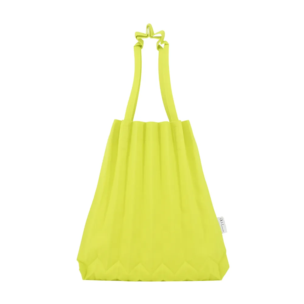 ISSEY MIYAKE 三宅一生 ME 素面摺疊樹幹包-迷你/寶藍 歷史價格詳細信息