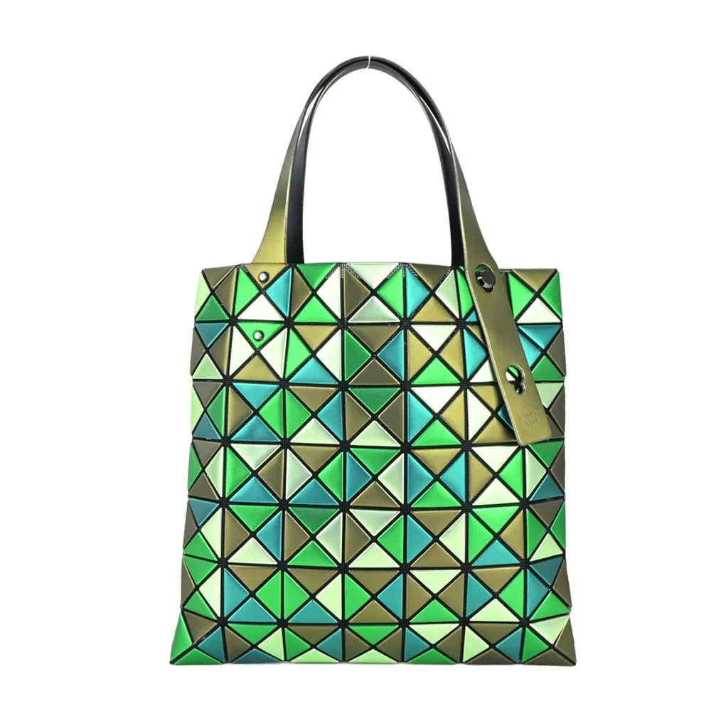 ISSEY MIYAKE 三宅一生 BAOBAO 7x7霧面手提包-三色選 歷史價格詳細信息