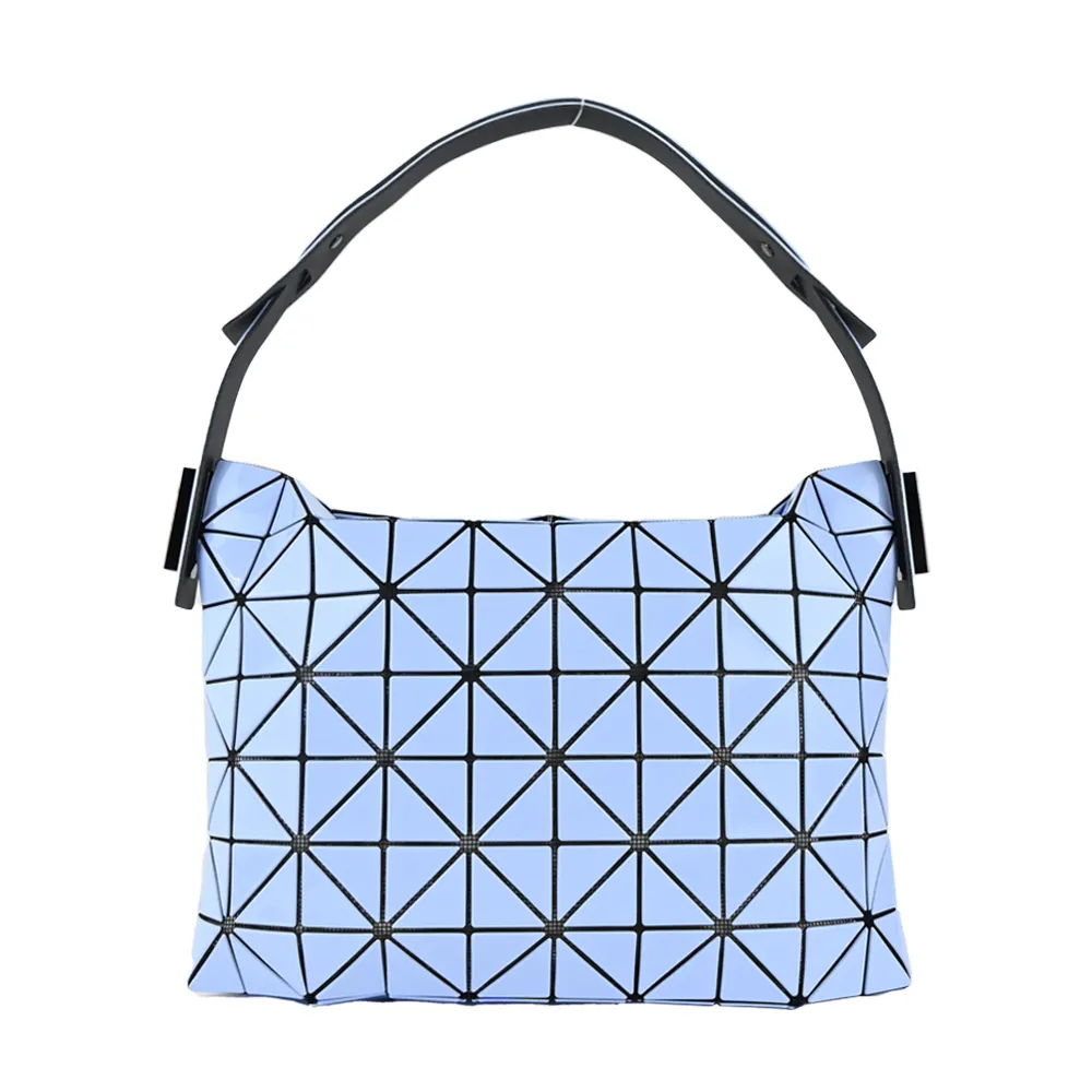 三宅一生 Issey Miyake BAOBAO 小福袋 抽繩 水桶包 肩背包 斜挎包 女包 亮面奶茶色 免運 歷史價格詳細信息