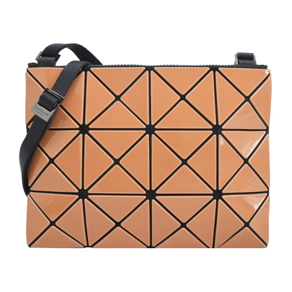 ISSEY MIYAKE 三宅一生 BAOBAO 銀色亮面方格6x6繩結肩背/斜背水桶包 歷史價格詳細信息