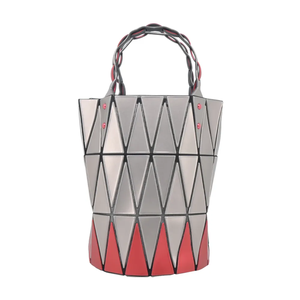 ISSEY MIYAKE 三宅一生BAOBAO 幾何方格8x8 潑墨手提包-粉 歷史價格詳細信息