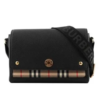 vintage黑色小翻領肩部壓褶羊毛外套，小A字版型，帶袖扣，領子上有小點掉絨無大礙～  •尺寸：肩寬37有墊肩.袖長57. 歷史價格詳細信息