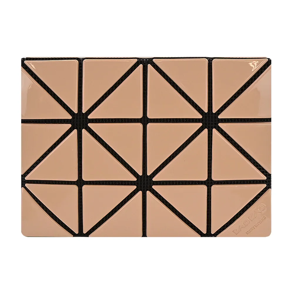 ISSEY MIYAKE 三宅一生 BAOABO 粉彩透光6x6亮面手提包-黃綠 歷史價格詳細信息