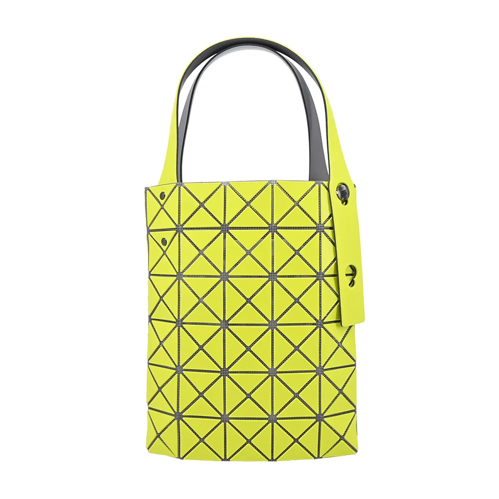 ISSEY MIYAKE 三宅一生 BAOABO CRYSTAL MATTE 單肩包-淺粉 歷史價格詳細信息