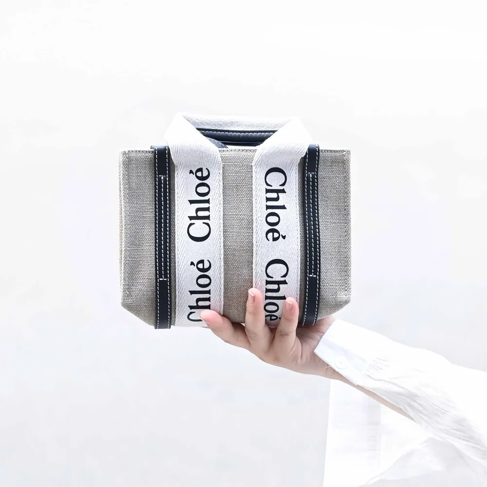 CHLOE Woody LOGO 新版織帶草編托特包.白邊 歷史價格詳細信息