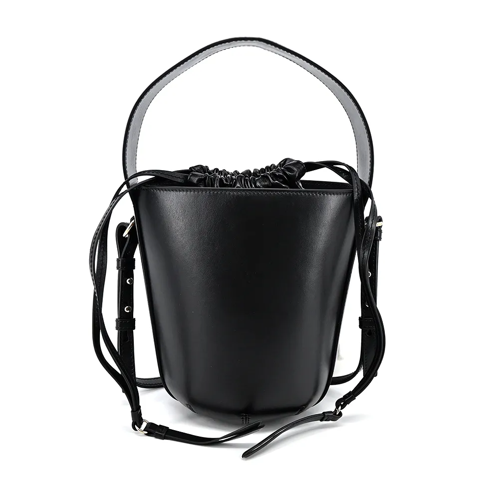 Chloe Sense 經典壓印 LOGO 小牛皮卡片夾(黑色) 歷史價格詳細信息