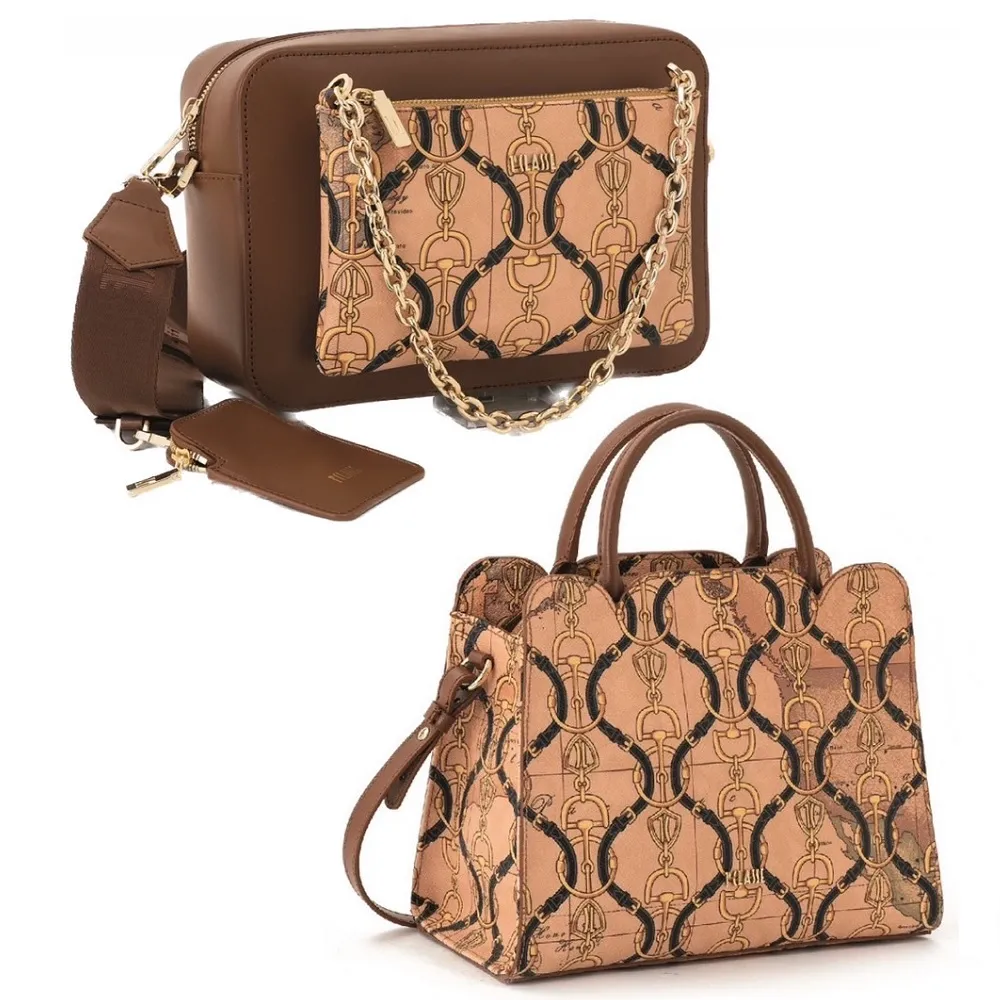 義大利精品地圖【Alviero Martini 】復古馬蹄靈感設計~義式設計風格~物超所值~優惠限時下殺 歷史價格詳細信息