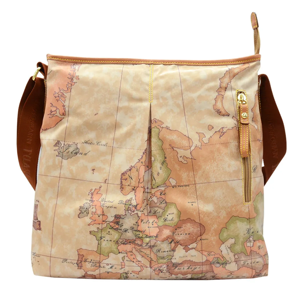 【Alviero Martini 義大利地圖包】尼龍休閒系列 地圖弧型側背包-黑色 歷史價格詳細信息