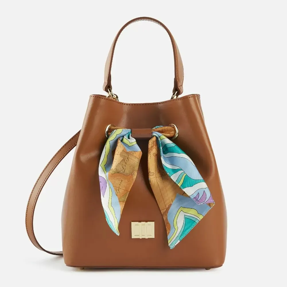 【Alviero Martini 義大利地圖包】牛皮壓紋LOGO金環皮帶105cm-黑色 歷史價格詳細信息