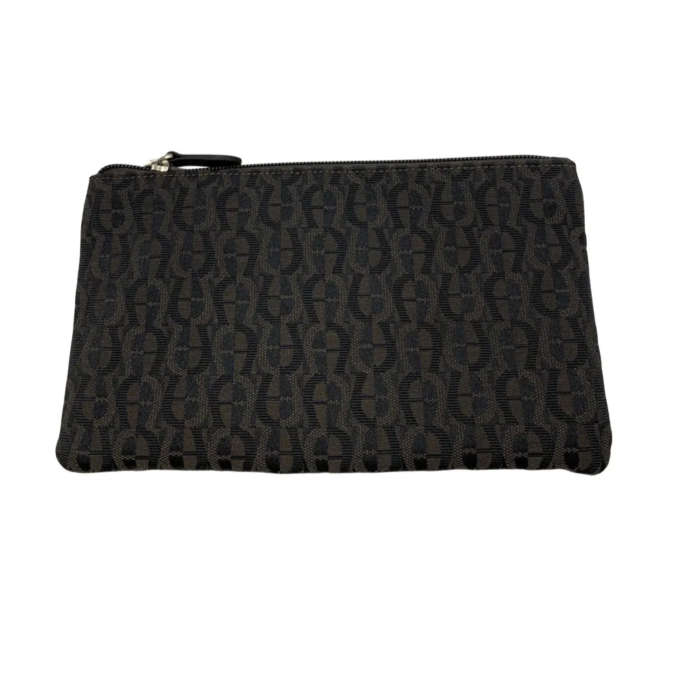 AIGNER咖啡色斜背包 歷史價格詳細信息