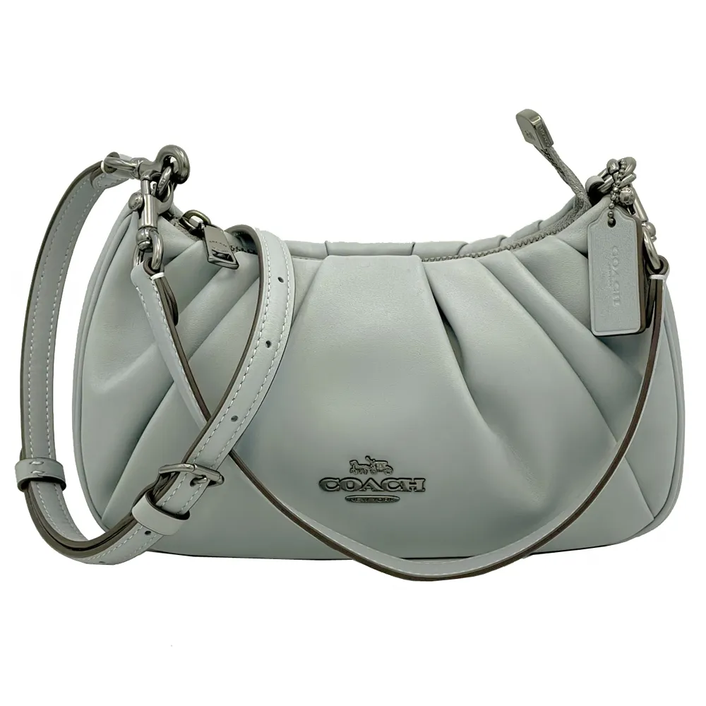 素面抓皺蝴蝶金屬扣開衩A字襯衫領長袖上衣(紅.藍L-5L)-X362熊衣褲語 歷史價格詳細信息