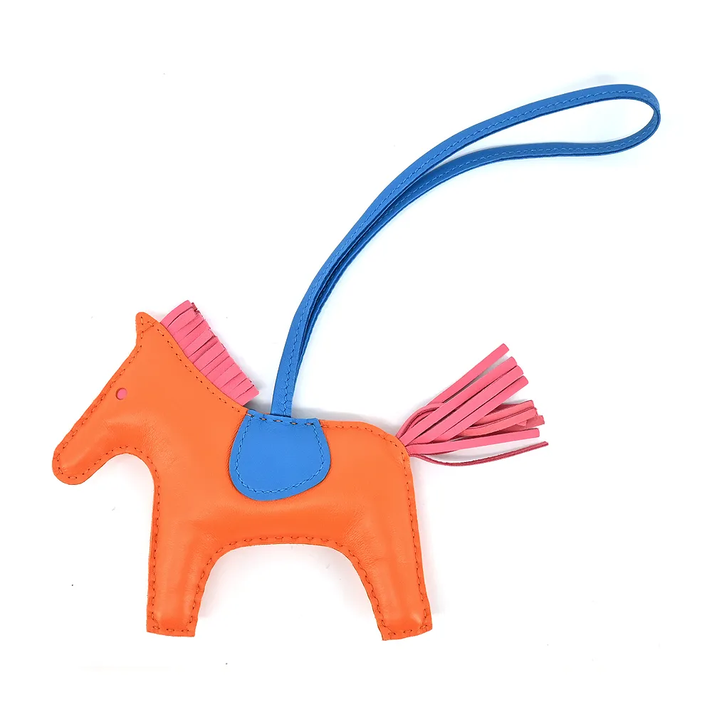 HERMES 小羊皮手工馬兒吊飾(中/玫瑰粉X藍) 歷史價格詳細信息