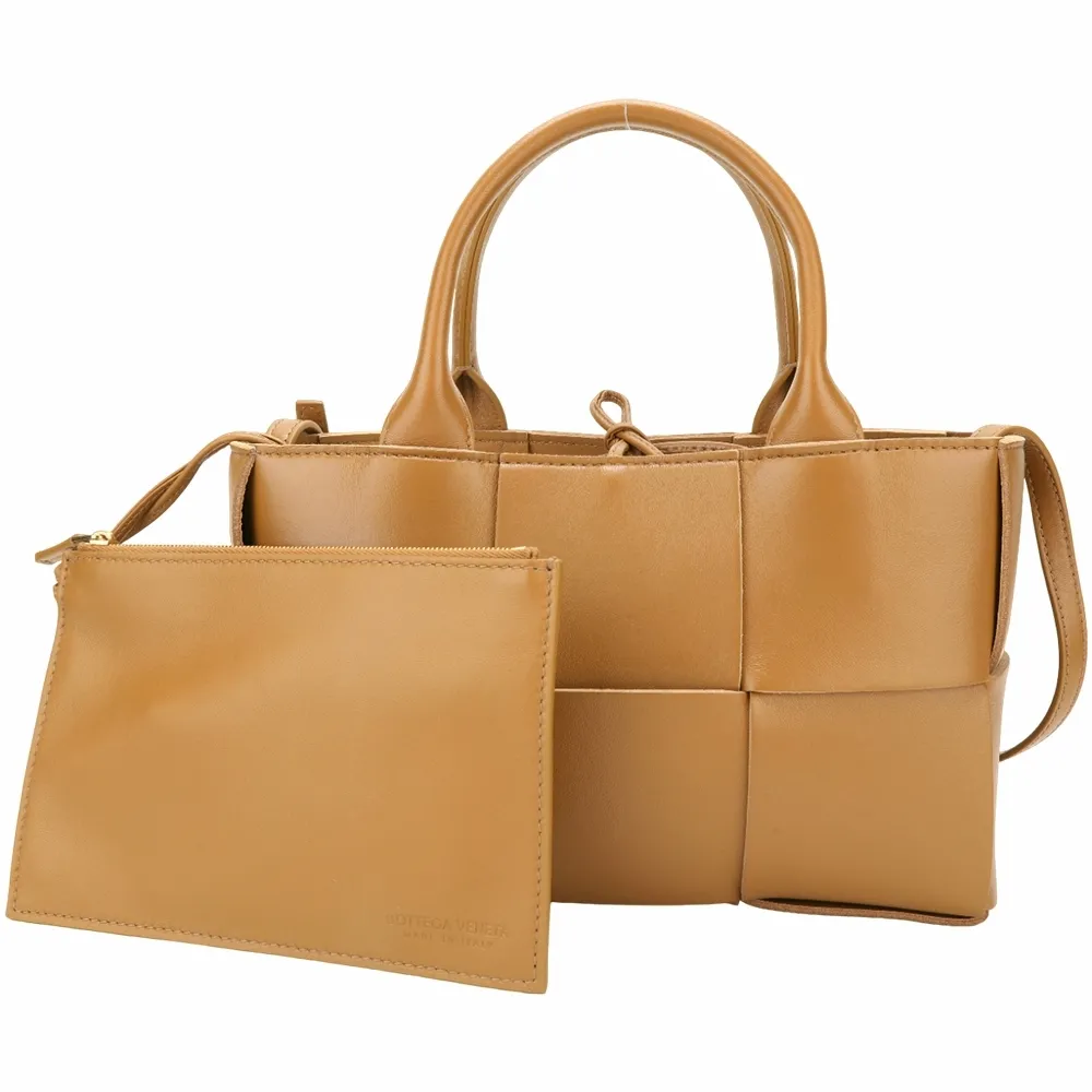 BOTTEGA VENETA Arco 48 寬編織光滑小牛皮翻蓋托特包(焦糖棕) 歷史價格詳細信息