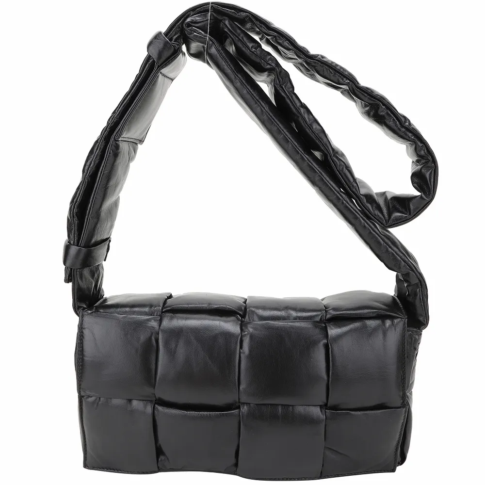 BV Padded Cassette 格紋編織小羊皮斜背枕頭包(復古藍) 歷史價格詳細信息