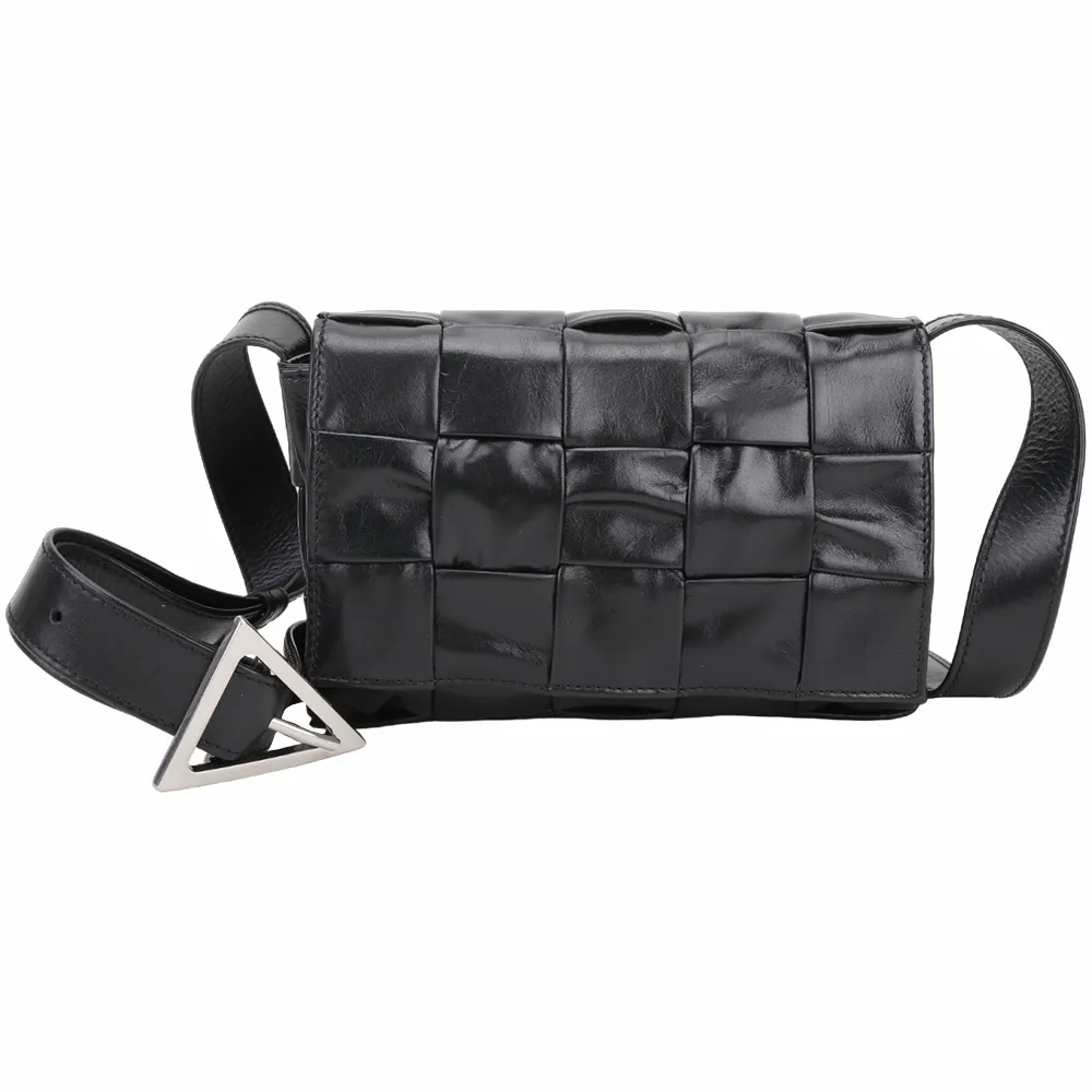 BOTTEGA VENETA 小款Cassette羊皮及牛皮暗釦式二折短夾(黑色) 742698 VCQC4 8425 歷史價格詳細信息