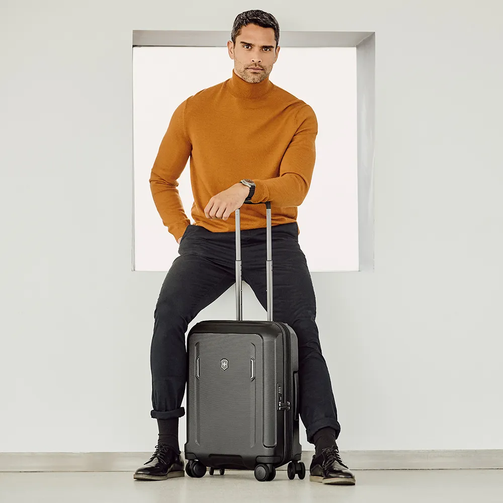 VICTORINOX 瑞士維氏Werks Professional 2.0 15吋兩用公事包 歷史價格詳細信息