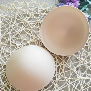 【Biki比基尼妮】一片無痕無肩帶內衣隱形胸罩(附二種後帶) 歷史價格詳細信息