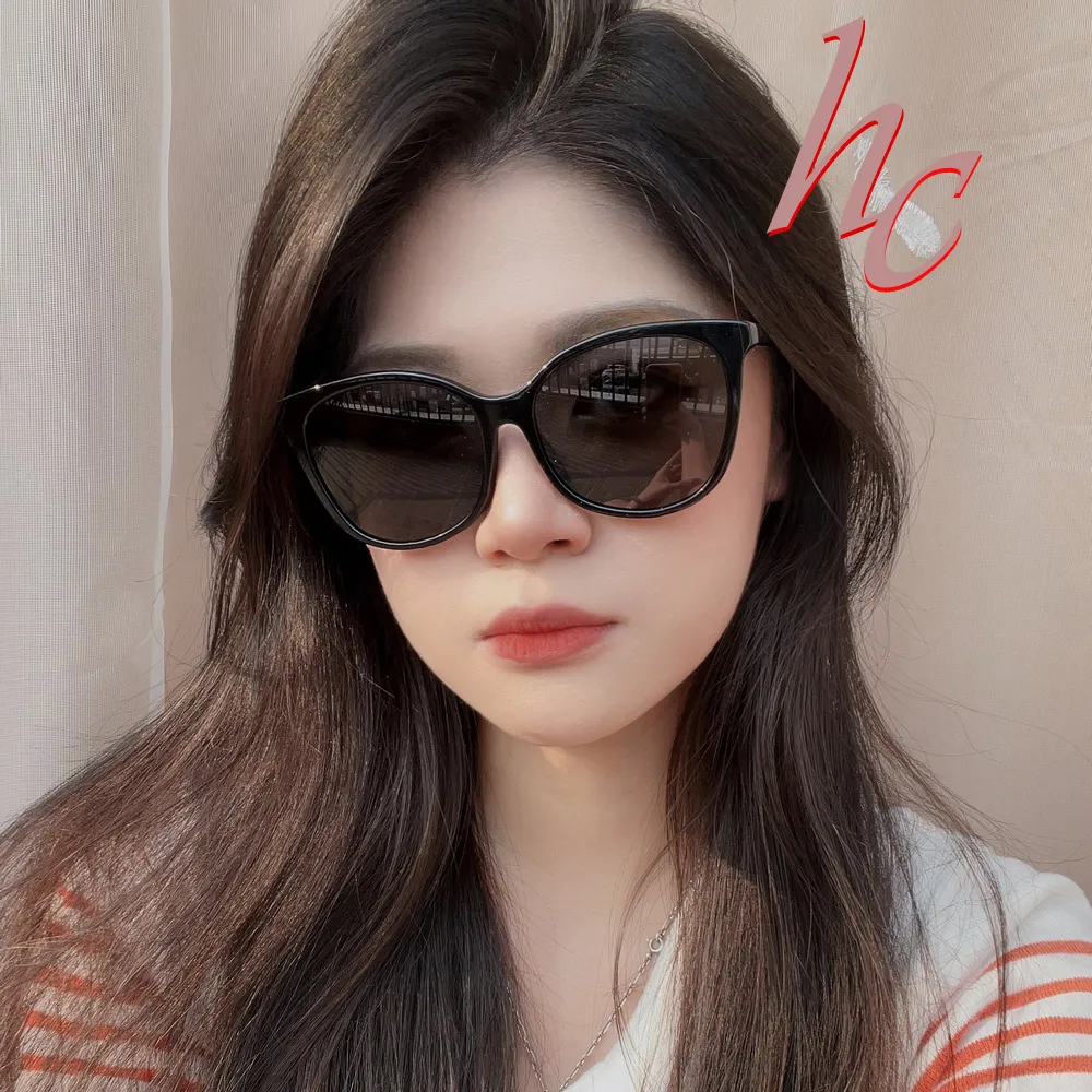 【COACH】COACH 黑框 經典大C黑面 黑米蘭錶帶 女性腕錶 手錶(14503826) 歷史價格詳細信息