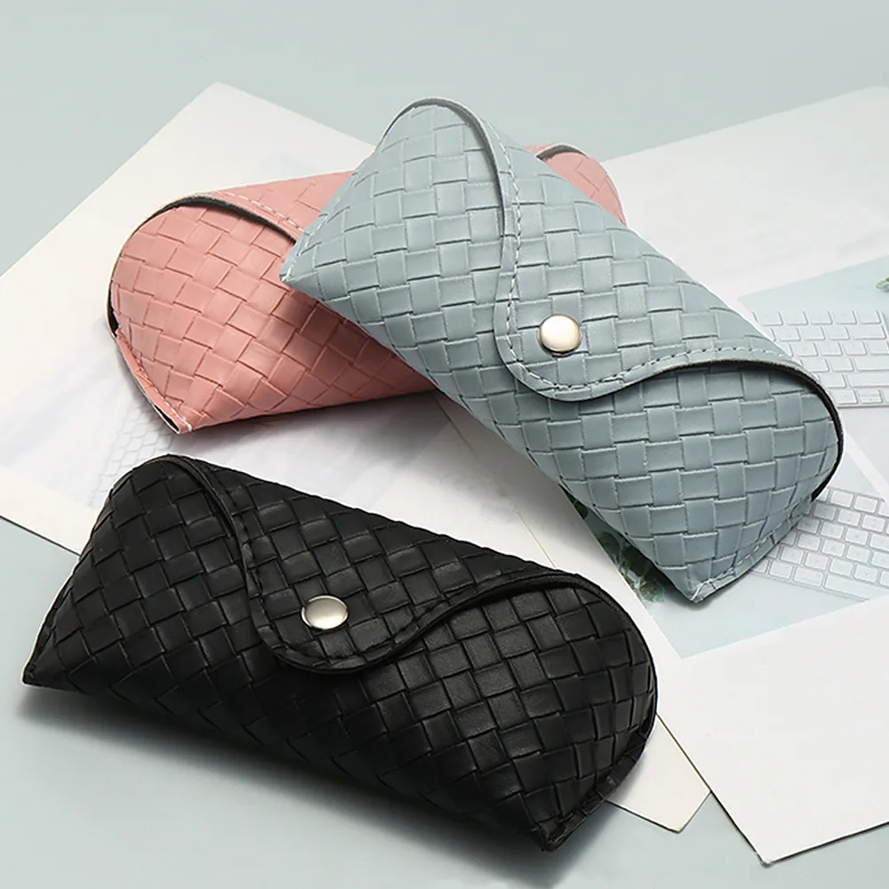 骨雕鼻煙壺，骨雕工藝品。46一個非偏遠，喜歡的直接拍。6270 歷史價格詳細信息