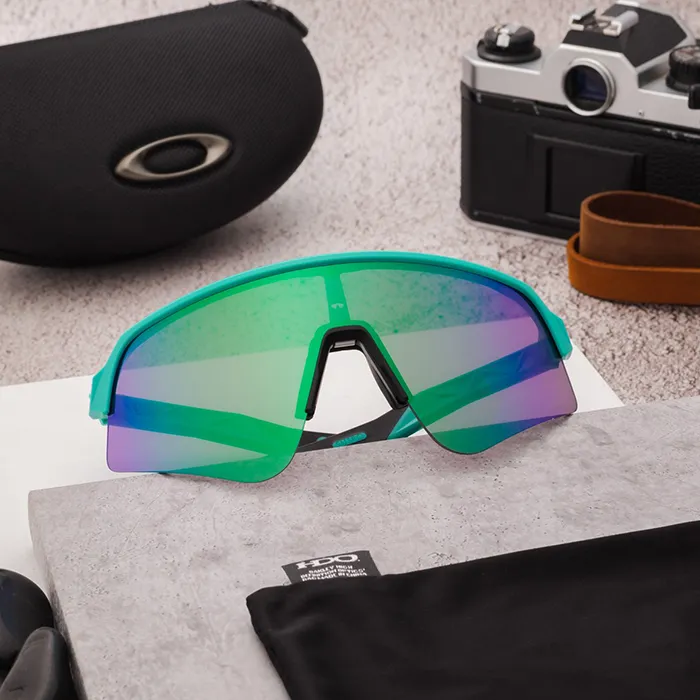 【OAKLEY】奧克力 Sutro 包覆式 感光變色 方框墨鏡 運動太陽眼鏡 OO9406A 33 37mm 黑框 歷史價格詳細信息