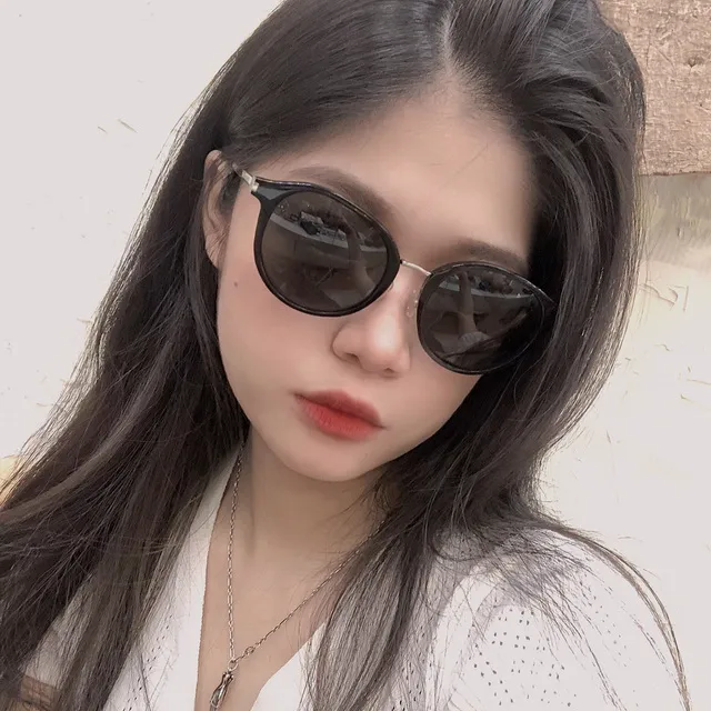 Saint Laurent YSL 聖羅蘭 Monogram 小款19 CM WOC 金色Logo 鍊帶皮夾/肩背包 黑 歷史價格詳細信息