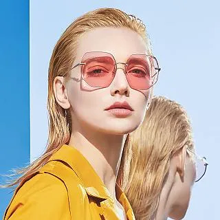 【BOLON 暴龍】明星同款 時尚太陽眼鏡(BL6078-C10) 歷史價格詳細信息