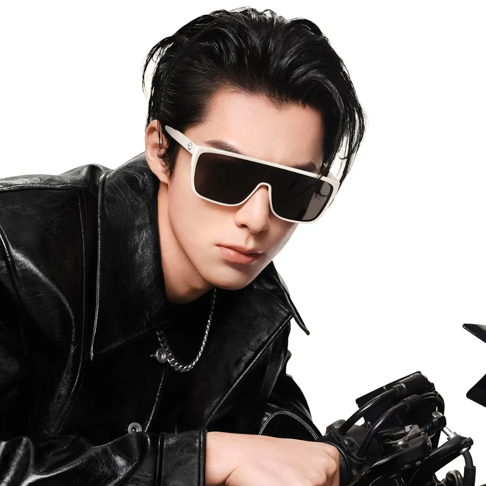 【BOLON 暴龍】一片式太陽眼鏡(BL7050-B61 糖果色鏡片) 歷史價格詳細信息