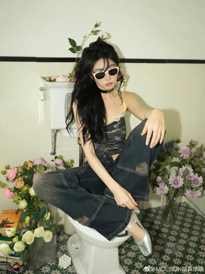 【MOLSION 陌森】方形膠框偏光太陽眼鏡(MS5055-C10偏光鏡片) 歷史價格詳細信息