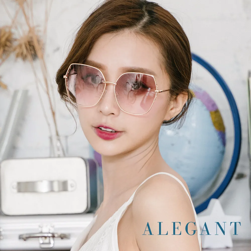 縷紅新草(上)皇帝的夜鶯（作者訪談、親筆注釋、人設海報、留言書籤及功課表，首......【城邦讀書花園】 歷史價格詳細信息