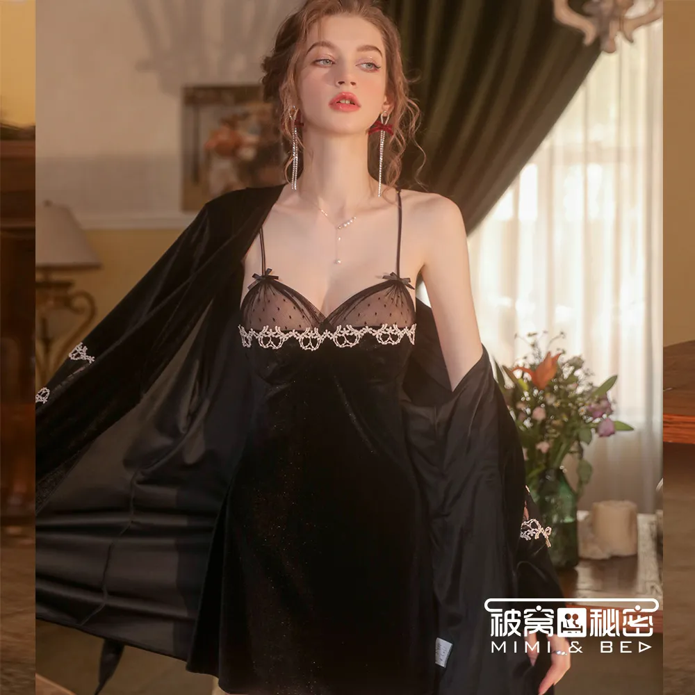 被窩的秘密 絲絨性感V領優雅開叉短裙。紅色 歷史價格詳細信息