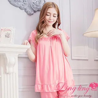 蕾絲荷葉邊全新裙超美，M 歷史價格詳細信息