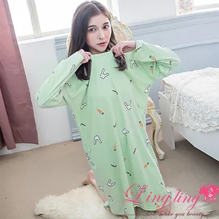 lingling A4351-02全尺碼-古典俏麗格紋櫻桃胸前蝶結布蕾絲長袖連身衣(俏麗黑) 歷史價格詳細信息