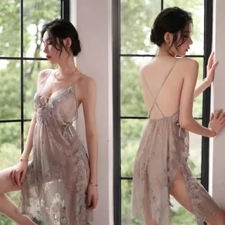 【maggie+】蕾絲花邊仿真絲開叉露背吊帶薄款居家睡裙-黑色 歷史價格詳細信息